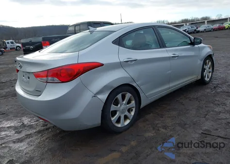 2013 Hyundai Elantra Limited z USA, uszkodzony, nr VIN KMHDH4AE1DU840858